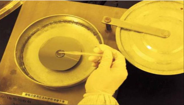 光刻膠研發(fā)調(diào)試