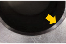 螺紋孔口部有倒角